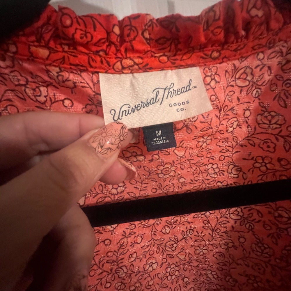 Universal Thread Red Patterned Blouse - Picture 3 of 3
